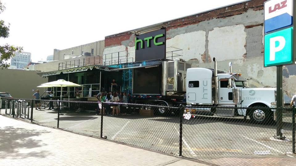 HTC Vive bus