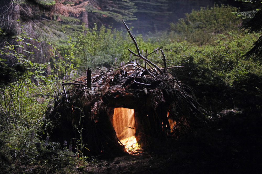 gone-behind-the-scenes-skybound-walking-dead-samsung-