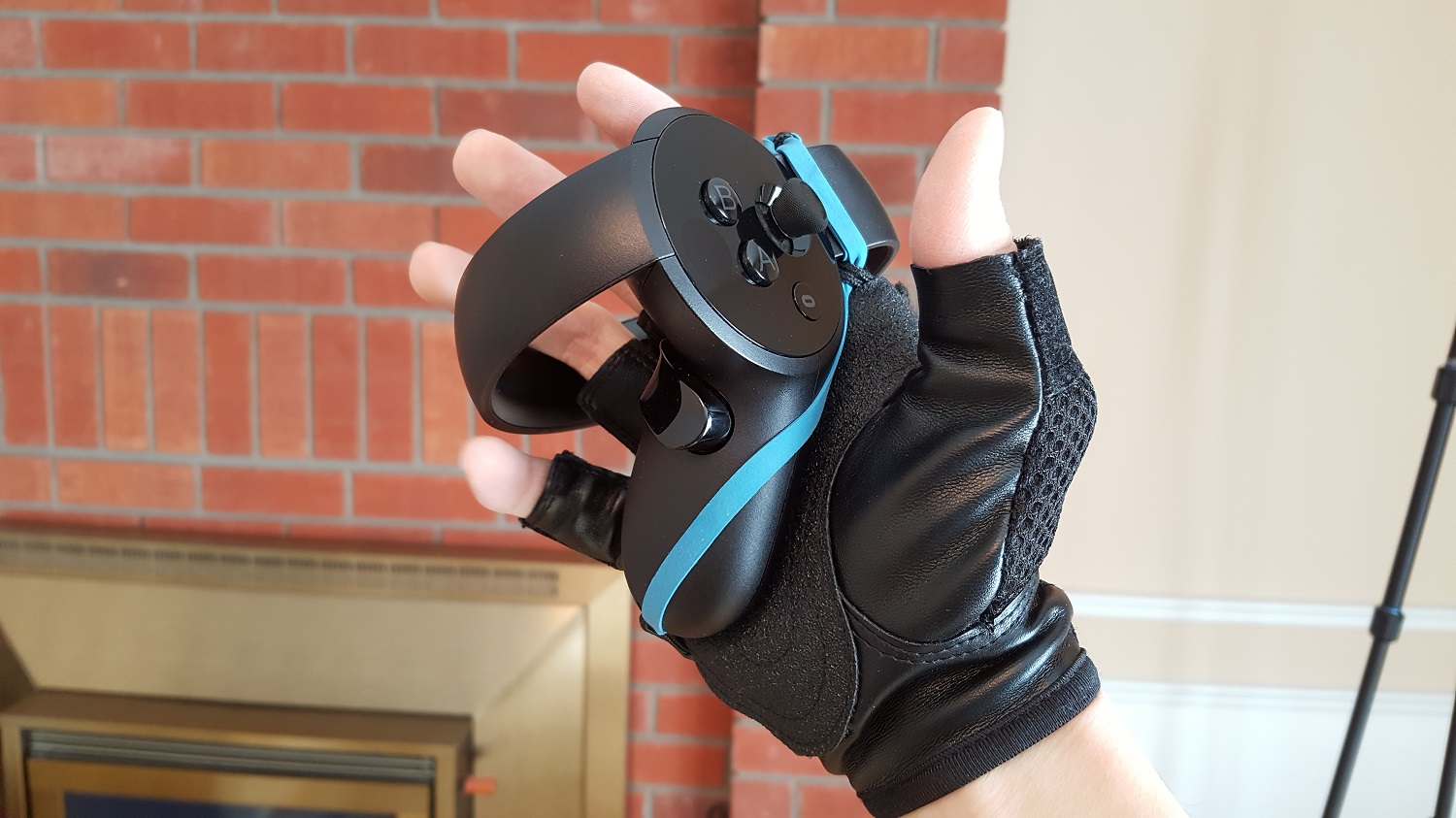 oculus-touch-glove
