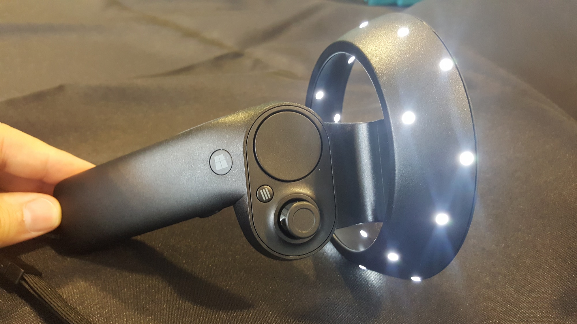 Hands-On With Windows Reality' VR Motion Controllers