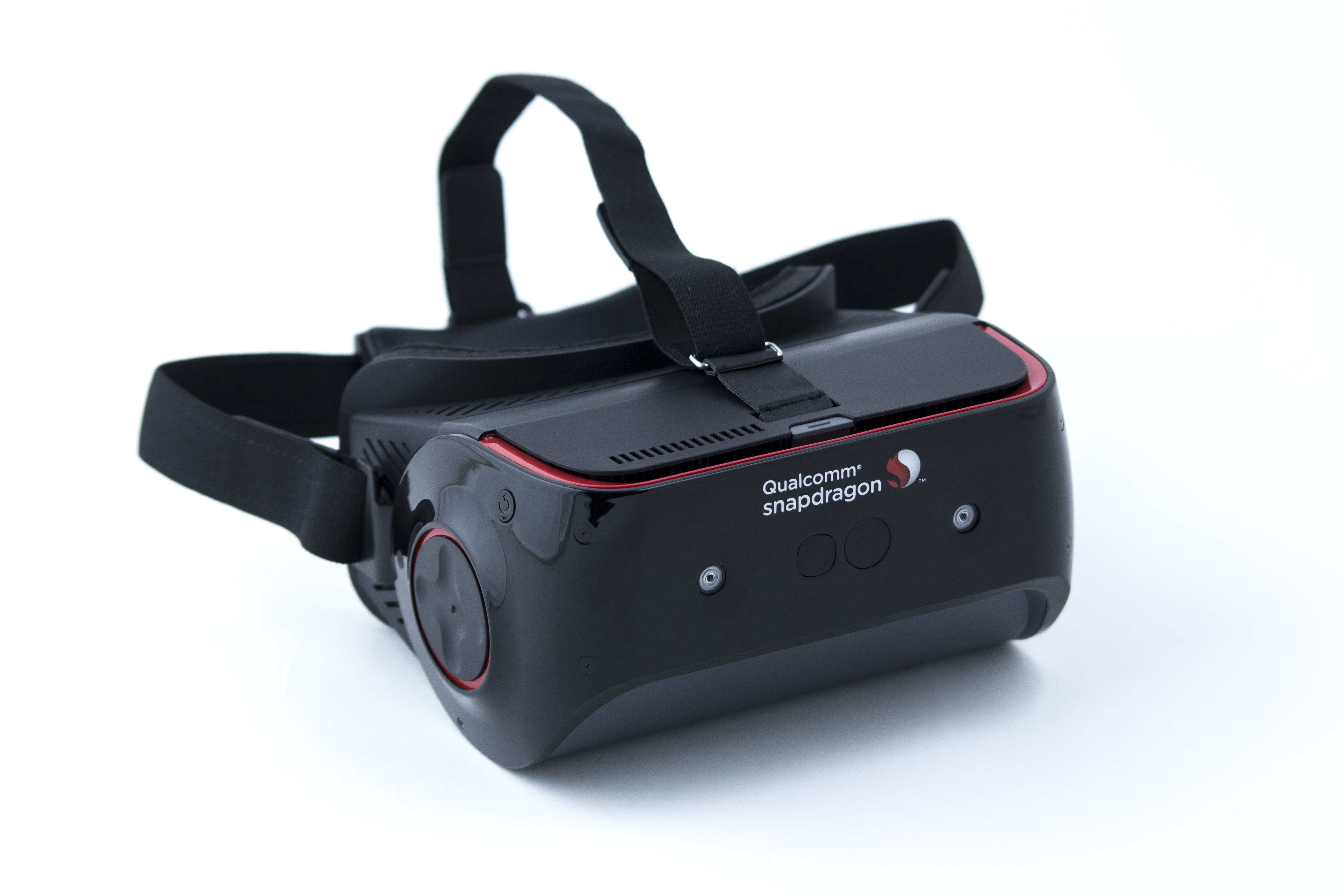 Develops Eye-Tracking Standalone VR Headset With Qualcomm