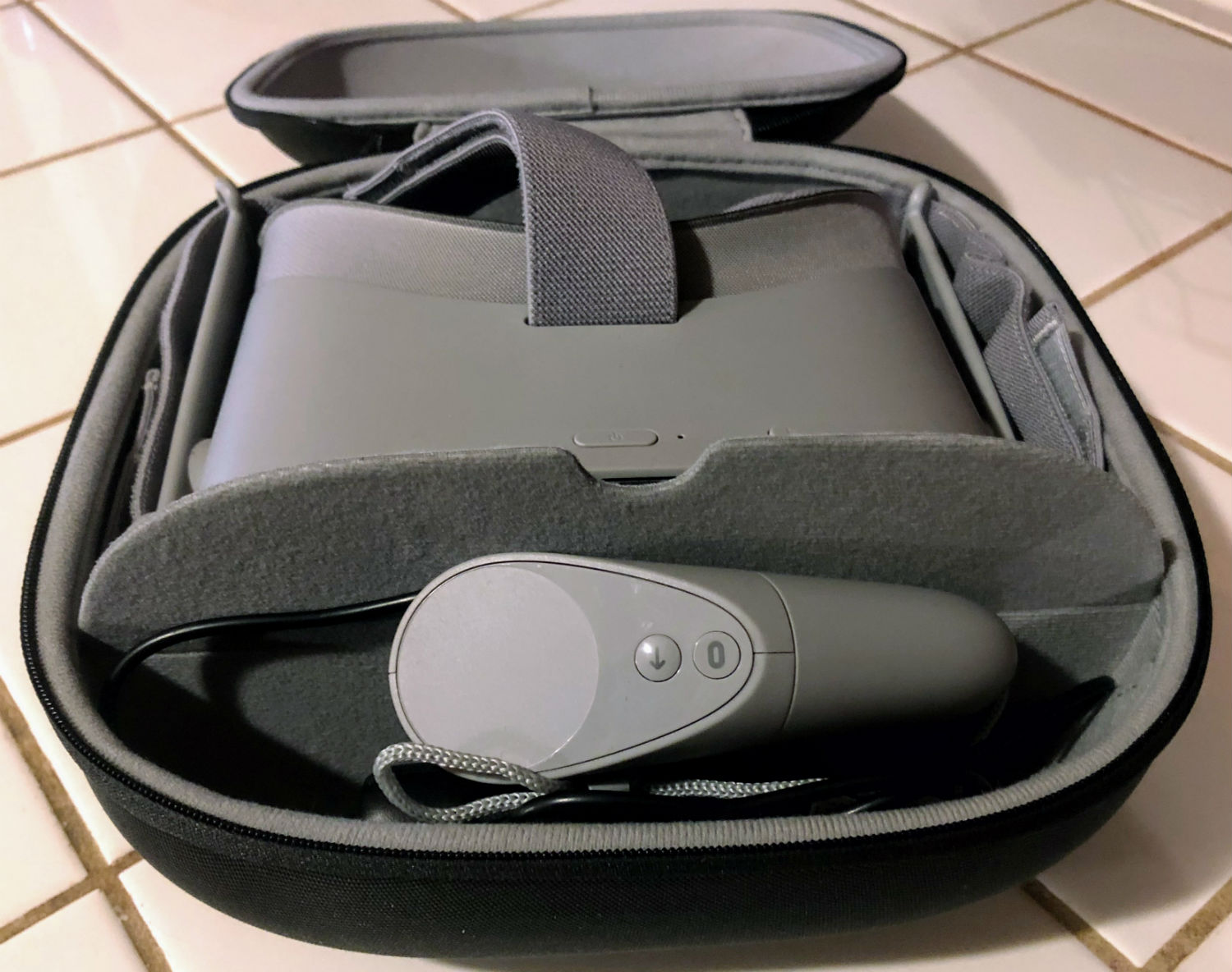 Tak uklar Faktura Review: Official Oculus Go Case Is The Way To Travel With VR