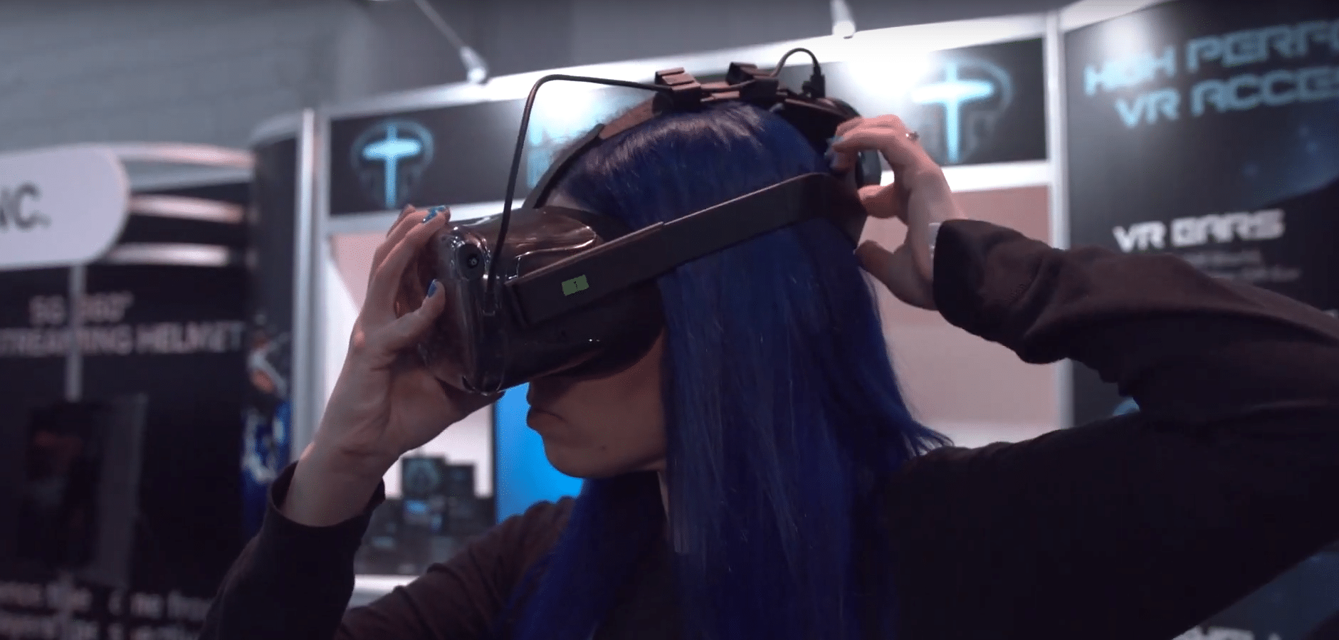 VR Power Tatjana blue hair