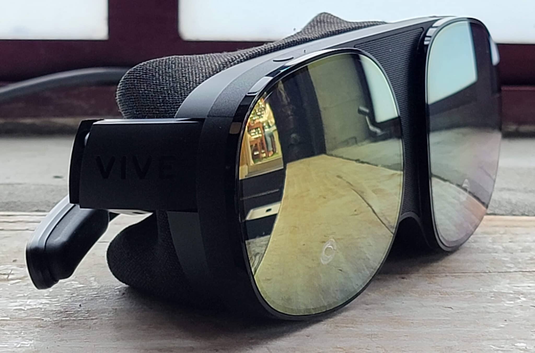 HTC Vive Flow Review: Great Idea, Flawed Execution - Tech Advisor