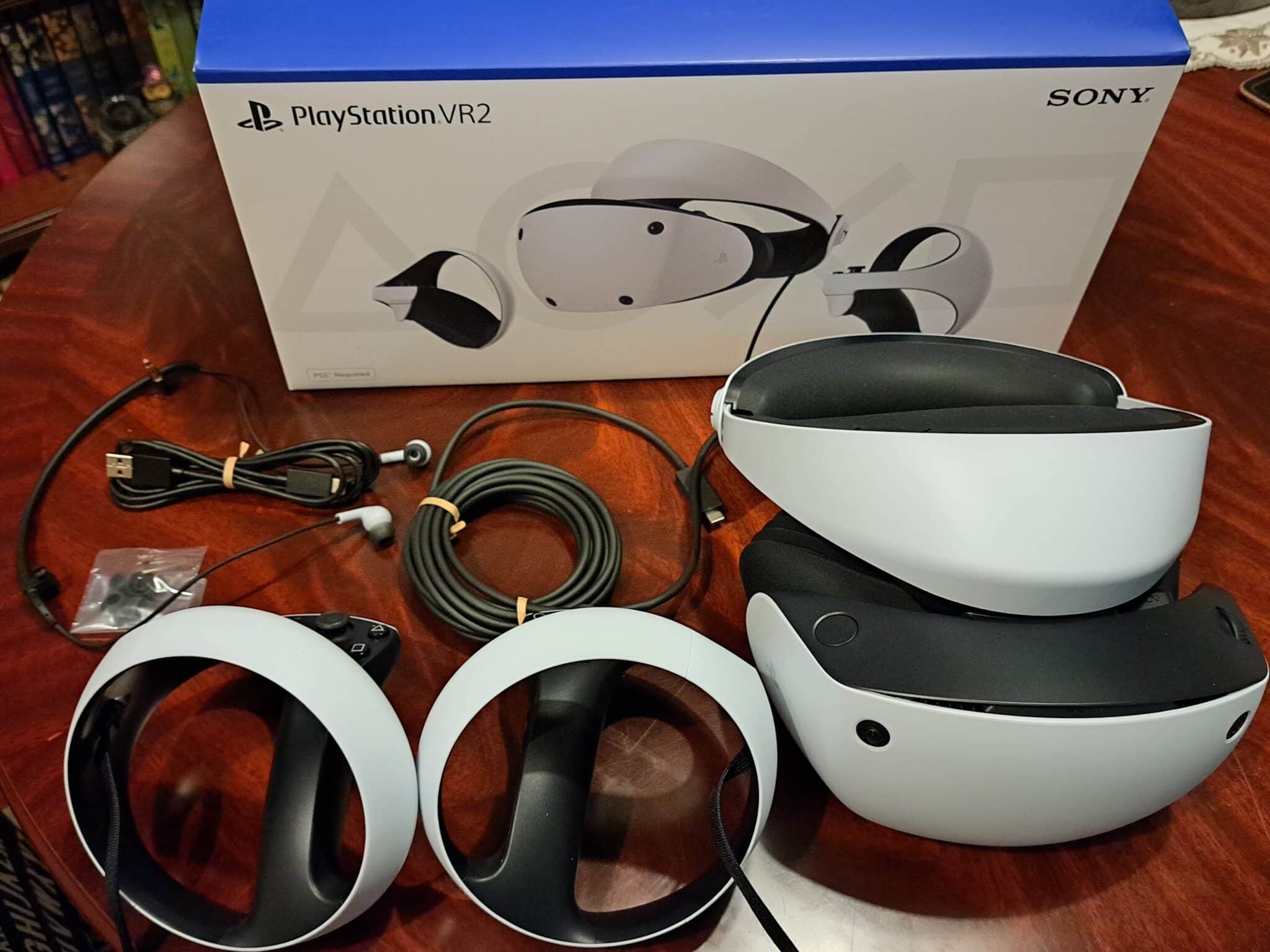 PSVR 2 - PlayStation VR2 complete set of wires and headset