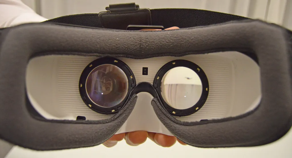Eye Tracking and Foveated Rendering Could Mean Big Things for the Future of Mobile VR