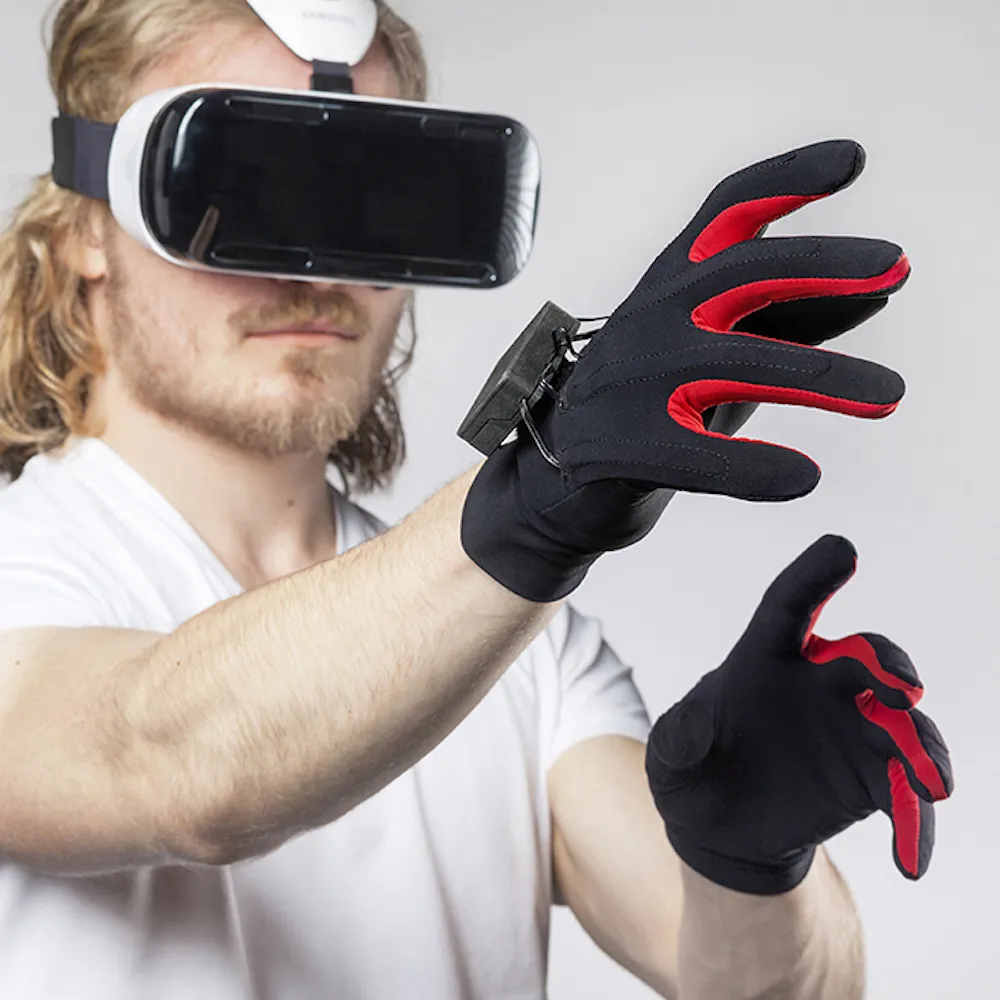 $250 Manus VR Glove Dev Kits Available For Pre-Order