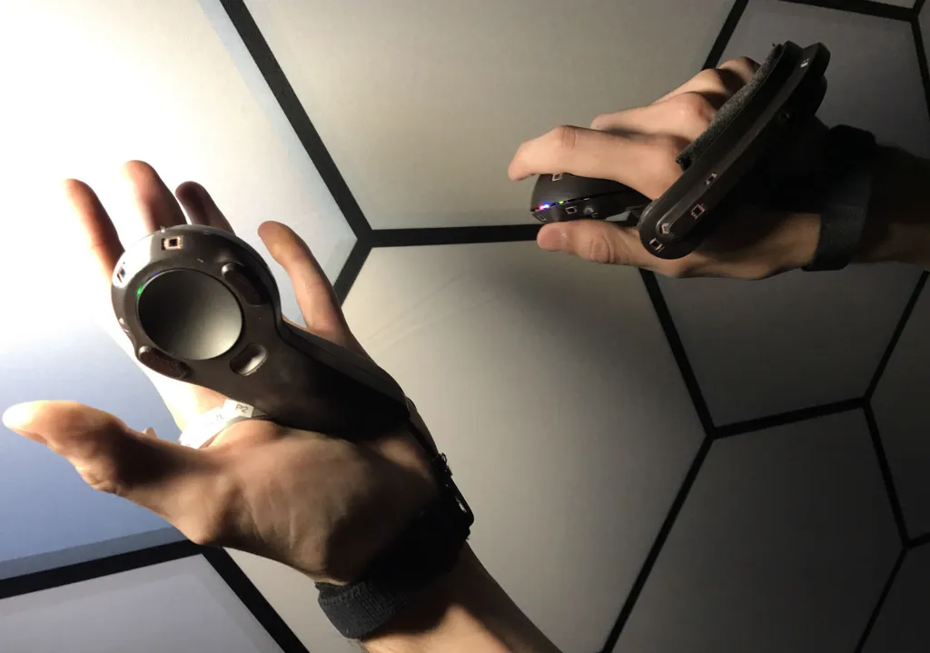 Hands-On Reports Of Valve's New Controller Prototype
