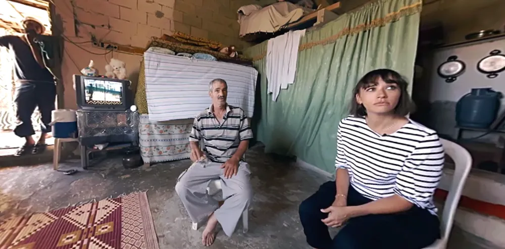 'Four Walls' With Rashida Jones Uses VR To Raise Awareness Of Refugee Crisis