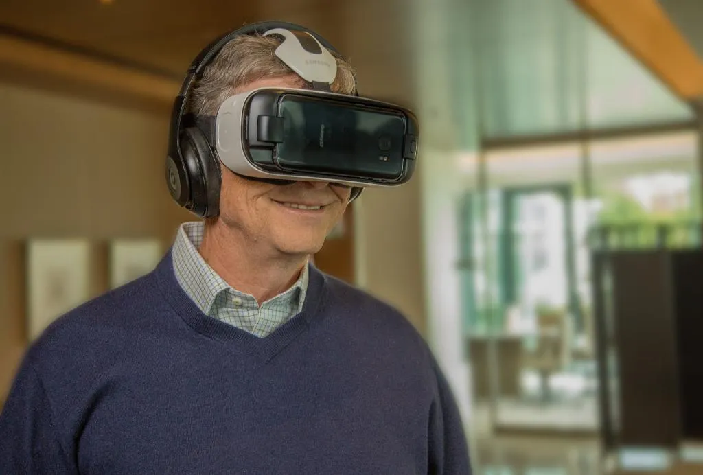 Bill Gates Expands His Philanthropic Efforts to Mobile VR