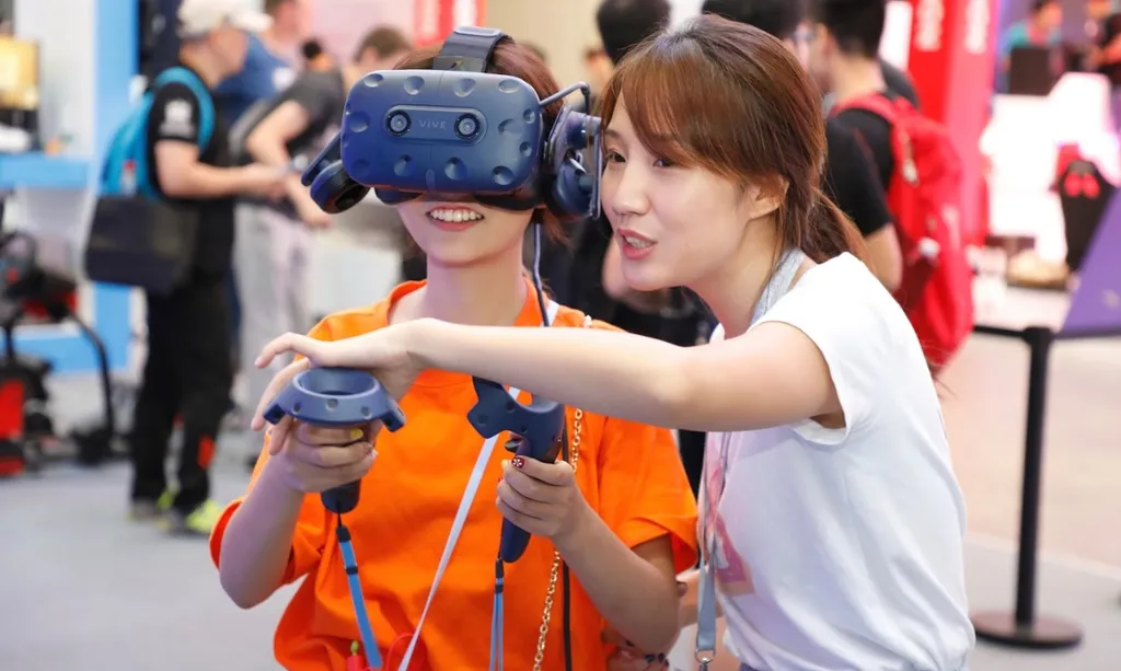 HTC Vive Debuts New VR Apps, McLaren Shadow Project At ChinaJoy 2018