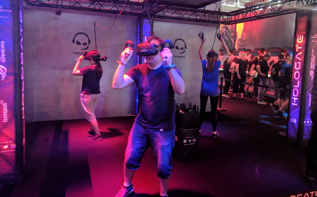 Gamescom 2018: HoloBeat Is An Unashamed Beat Saber Clone With Four Players