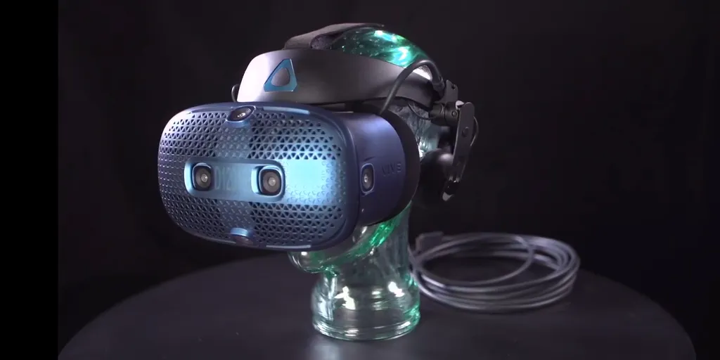 HTC Vive Cosmos Faceplate Update Brings Tracking Cameras To 6