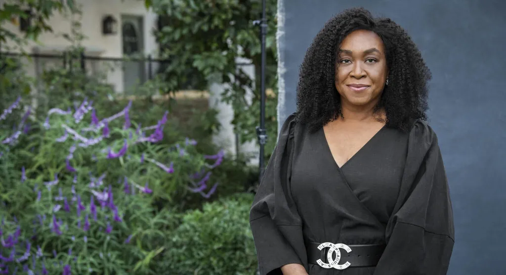 Prolific Producer Shonda Rhimes Could Make VR Content For Netflix