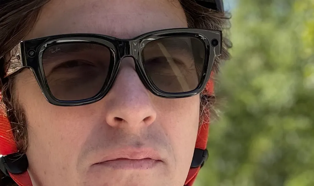 Hands-On With Meta Ray-Ban Display & Meta Neural Band Across New York City