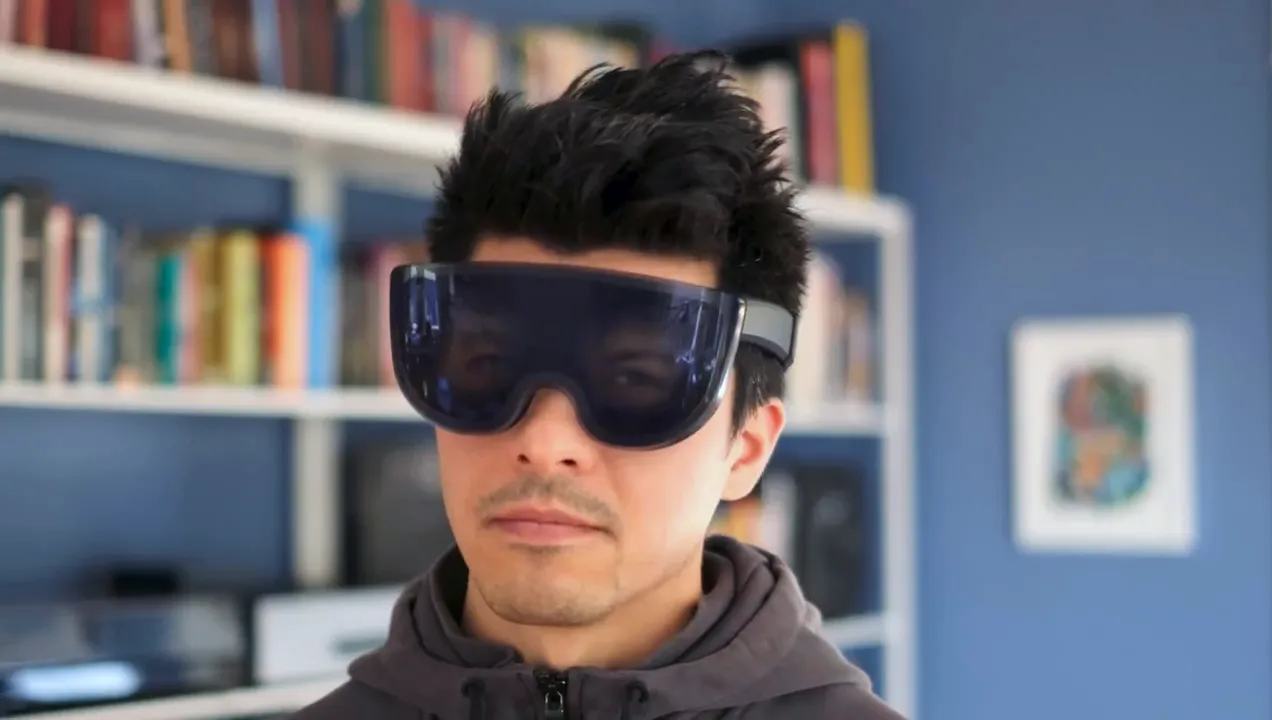 UPDATE Images of Prototype Valve VR Headset Leak