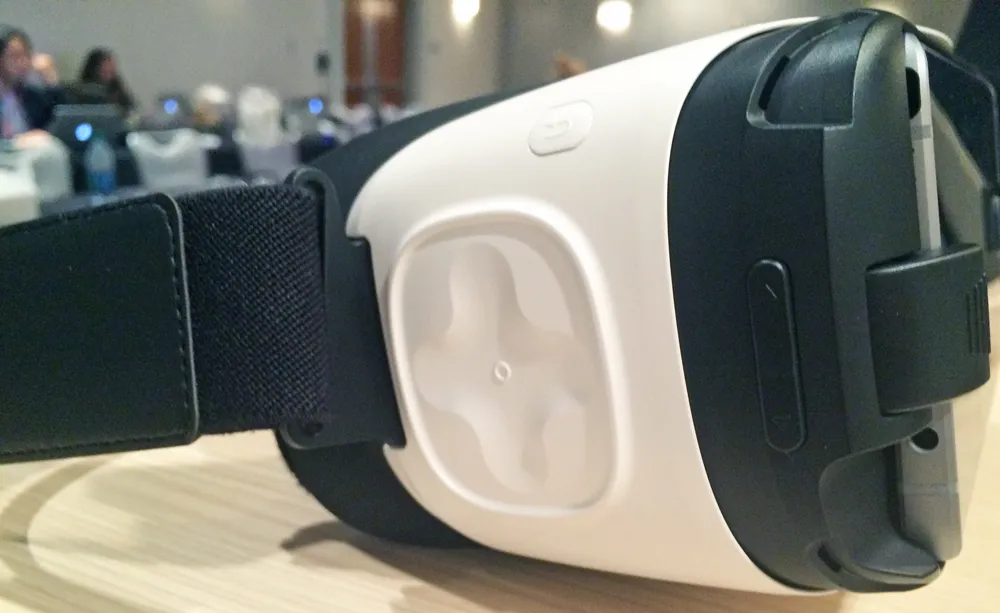 [Update] Gear VR preorders available from Best Buy, release date set