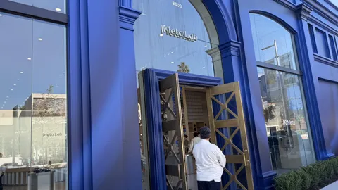 Visiting Meta's Los Angeles Store To Demo Quest & Smart Glasses