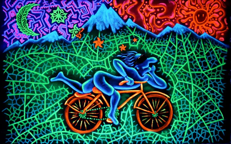 Psychedelics and Virtual Reality Have a Long Standing History - Here's Why