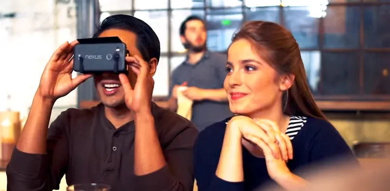 The ‘SmartVR’ Mobile Headset Is A Tool For VR Evangelism