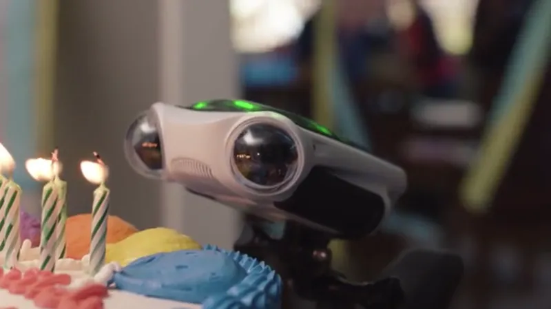 EYSE is a Handheld Stereoscopic 3D Livestreaming Camera for Use with VR