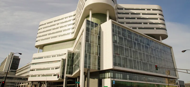 Chicago's Rush University Medical Center is Swapping Pigs with VR for Surgery Practice