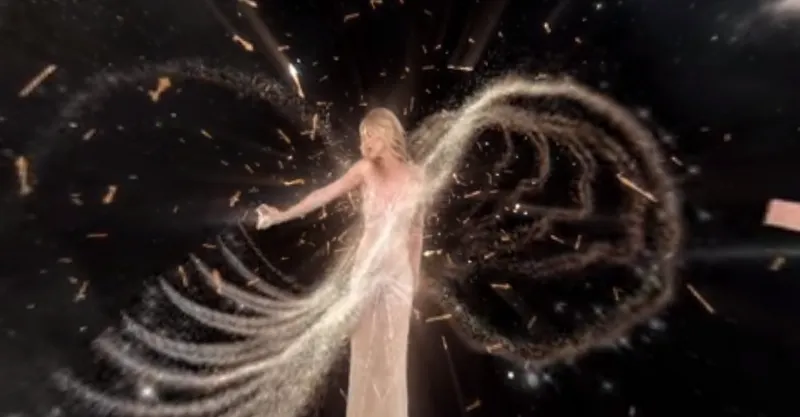 Fashion Icon Kate Moss Appears In Her First Confusing VR Movie