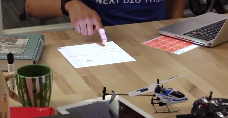 This AR Projector Makes Your Desk An Intuitive Interface