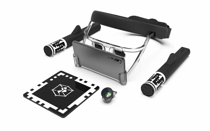 ZapBox Reveals $40 Smartphone AR Headset, Kickstarter Now Live