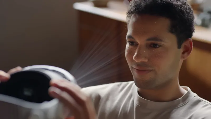 Here's How You Set Up EyeSight & Your Persona With Apple Vision Pro's Front Display