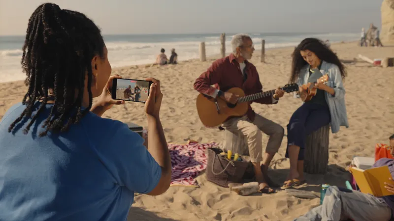 You Can Already Watch iPhone 15 Pro 3D 'Spatial Videos' On Existing VR Headsets