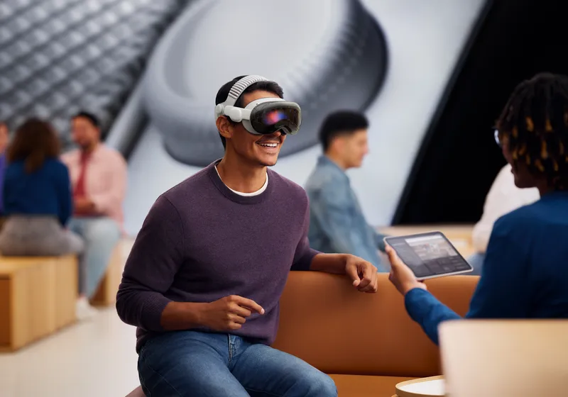 M5 Apple Vision Pro Out Now, But M2 Model Can't Be Traded In